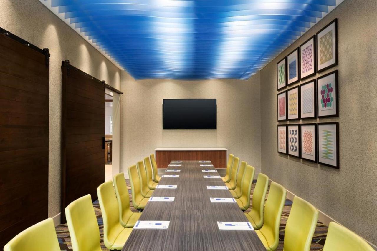 Holiday Inn Express & Suites - Bullhead City By Ihg Exterior foto