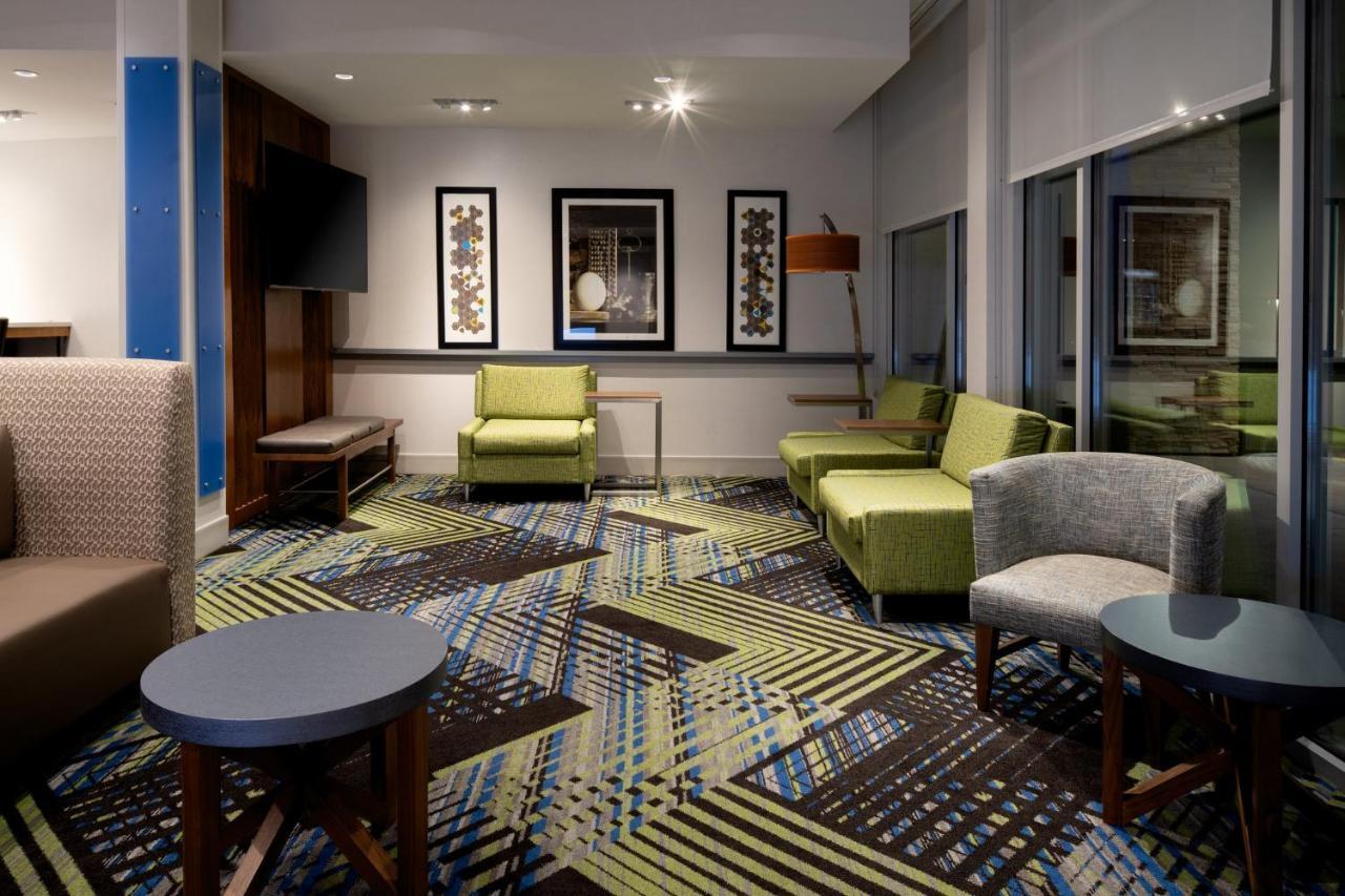 Holiday Inn Express & Suites - Bullhead City By Ihg Exterior foto